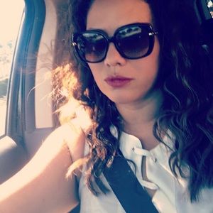 Meet your Posher, Melissa